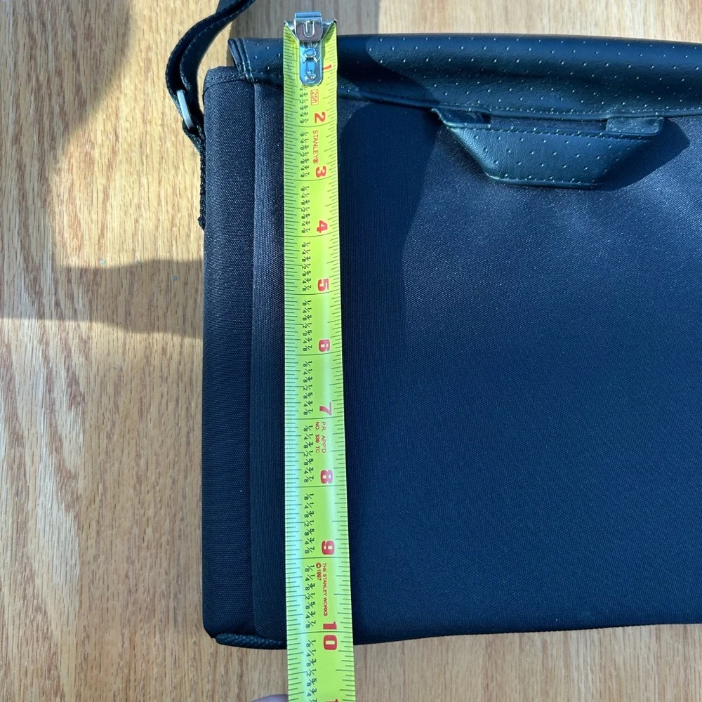 Bose Sound Dock Messenger‎ Bag Carrying Case Black Leather w/ Straps